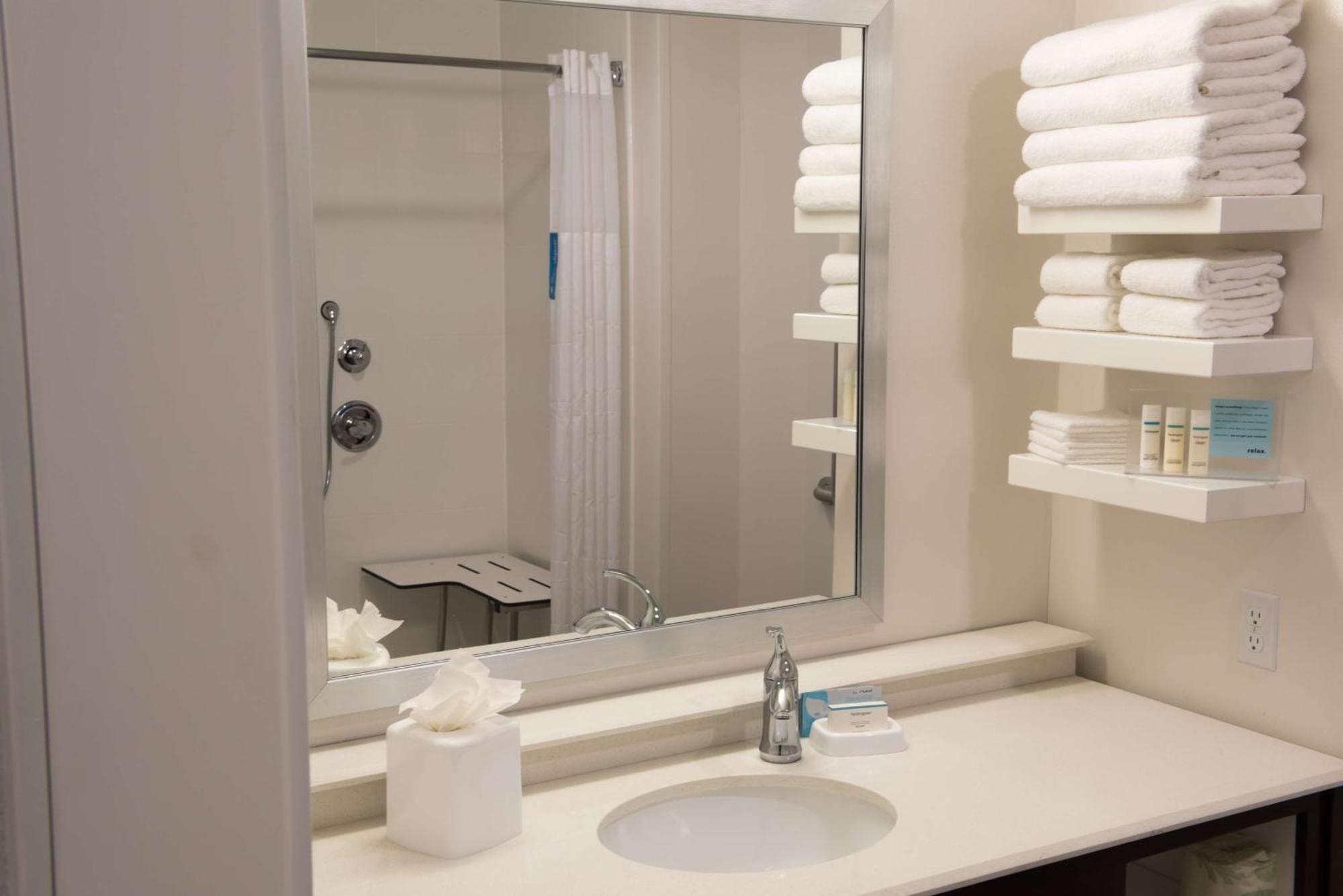 Hampton Inn & Suites Bay City Exteriör bild